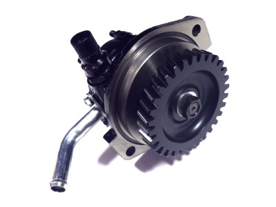Насос ГУР ISUZU 4HV1 8981651163