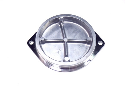 Крышка шестерни ГРМ ISUZU 4HK1 Original 8943346811